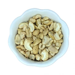 Light Cellar Cashew Pieces